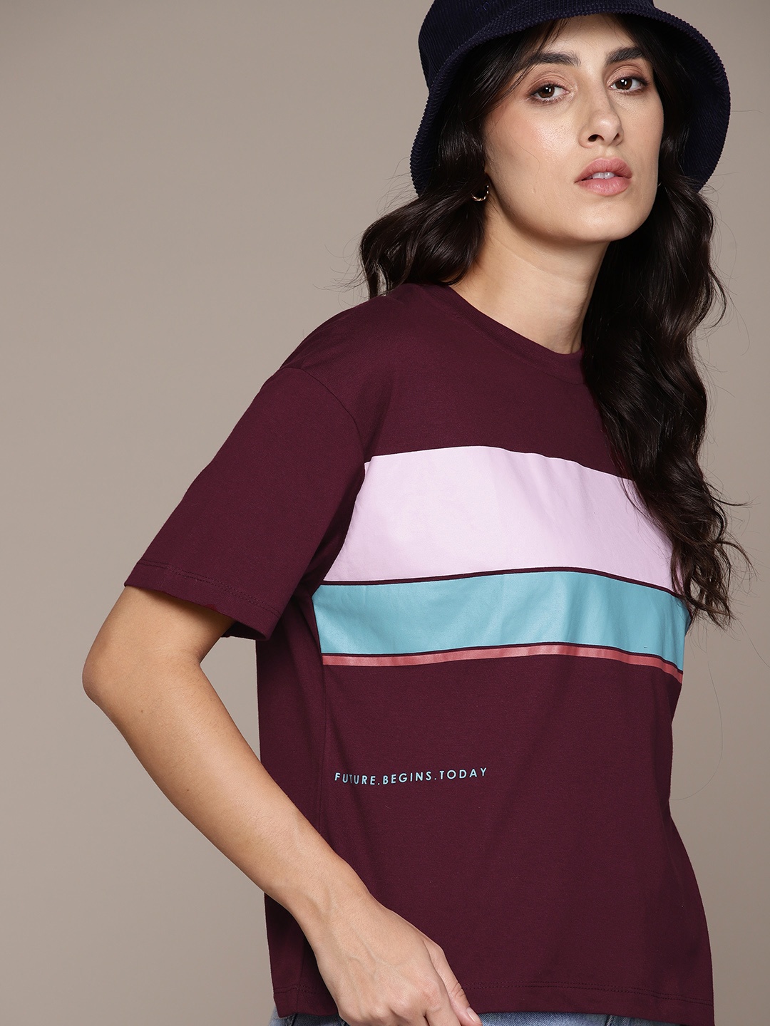 The Roadster Lifestyle Co. Striped Drop-Shoulder Sleeves T-shirt, Maroon