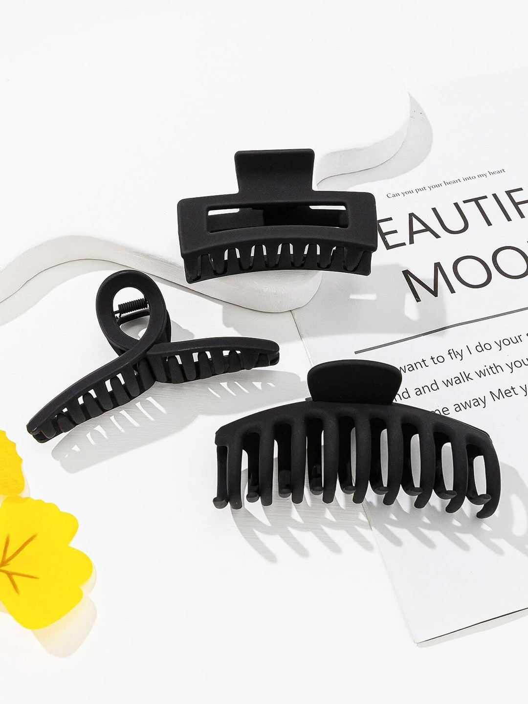 

VAGHBHATT Set of 3 Matte Claw Clips, Black