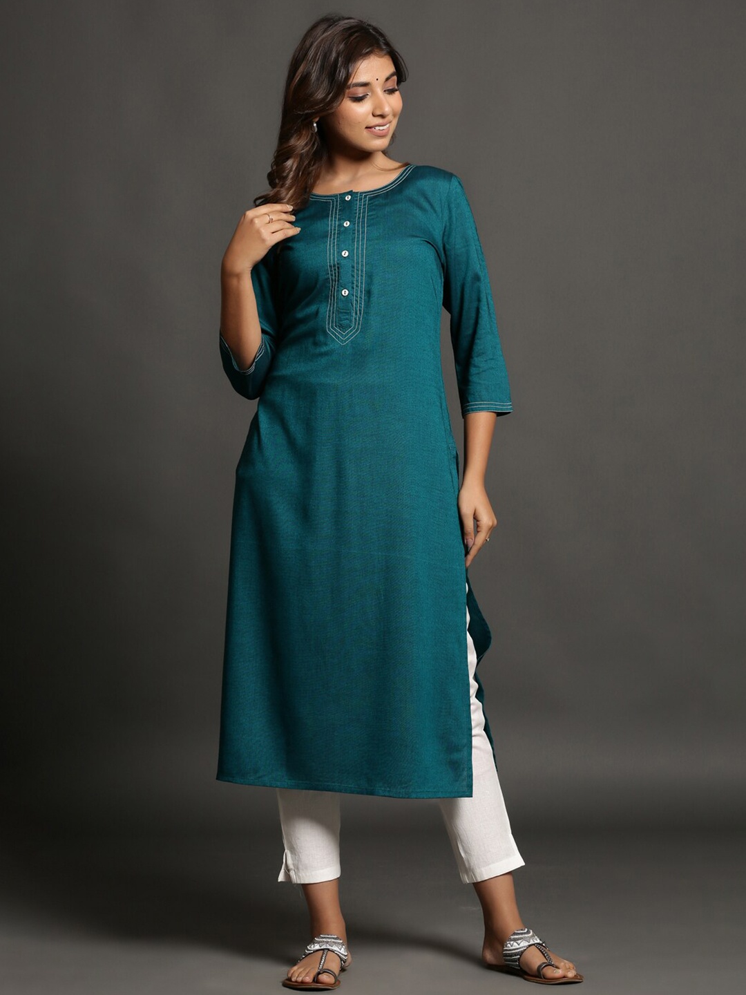 

pinfit Round Neck Straight Kurta, Teal