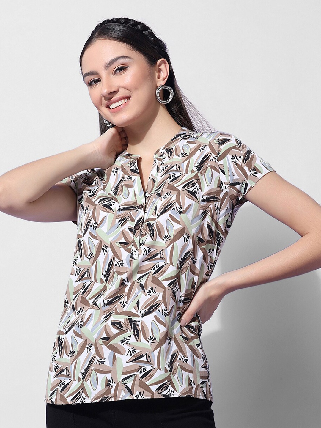

Selvia Floral Printed Mandarin Collar Top, Grey