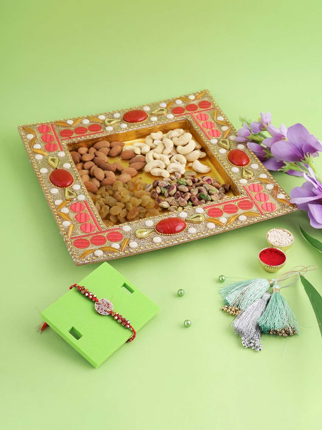 

Aapno Rajasthan Wooden Tray And Dryfruits with Rakhi, Red