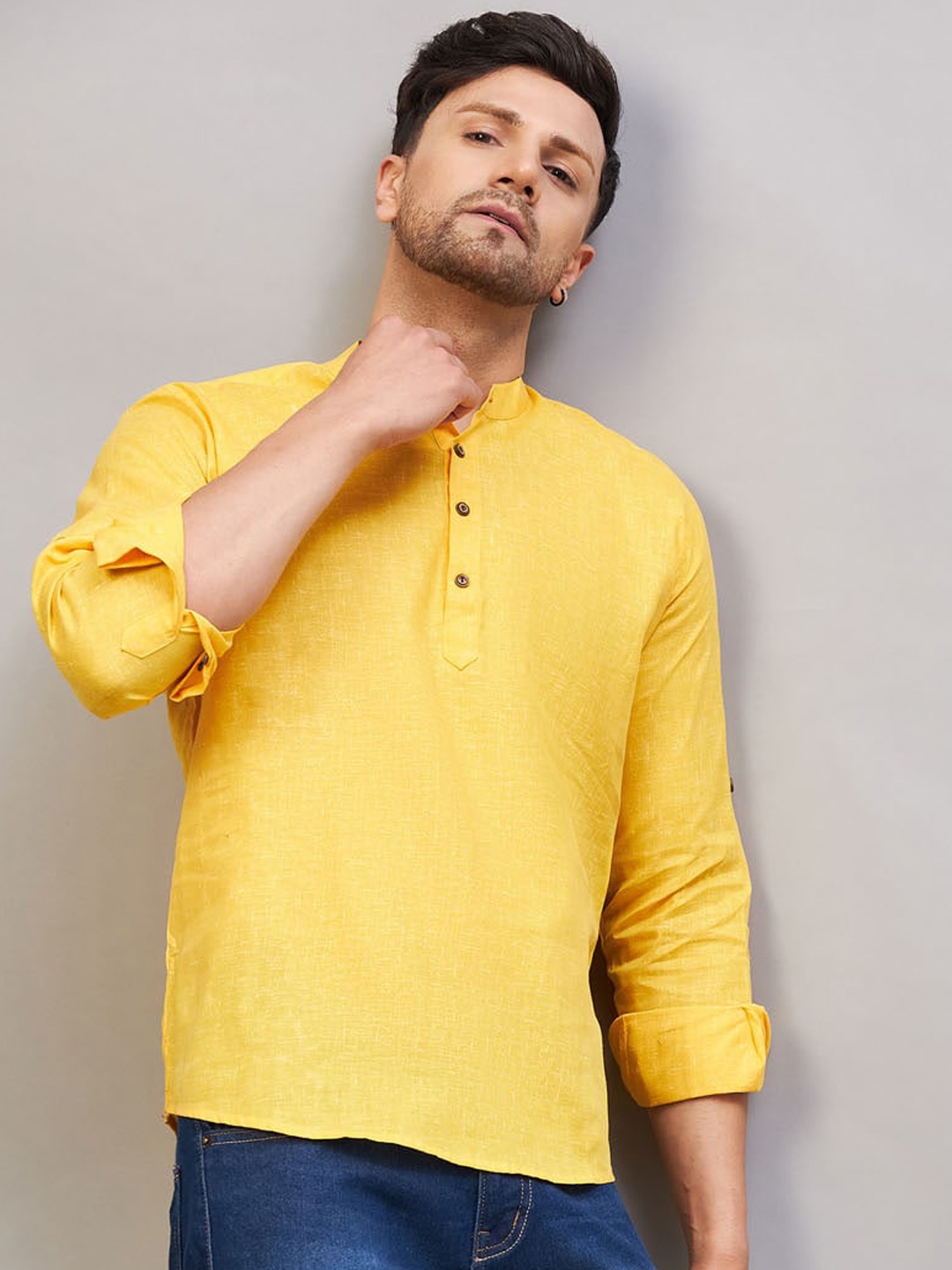 

VASTRAMAY Band Collar Cotton Straight Kurta, Yellow