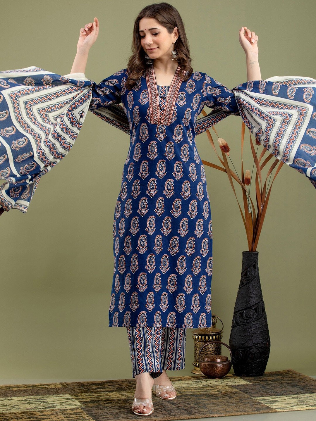 

MissKurti Paisley Printed Pure Cotton Straight Kurta & Trousers With Dupatta, Blue