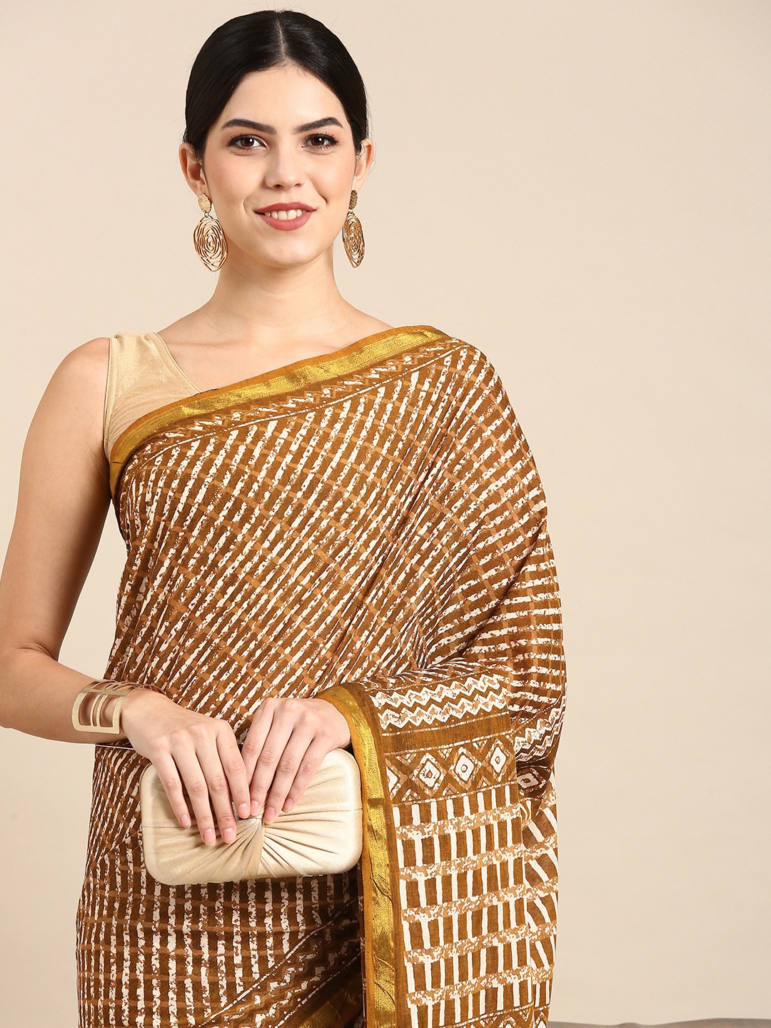 

Kalyan Silks Abstract Printed Pure Silk Saree, Mustard