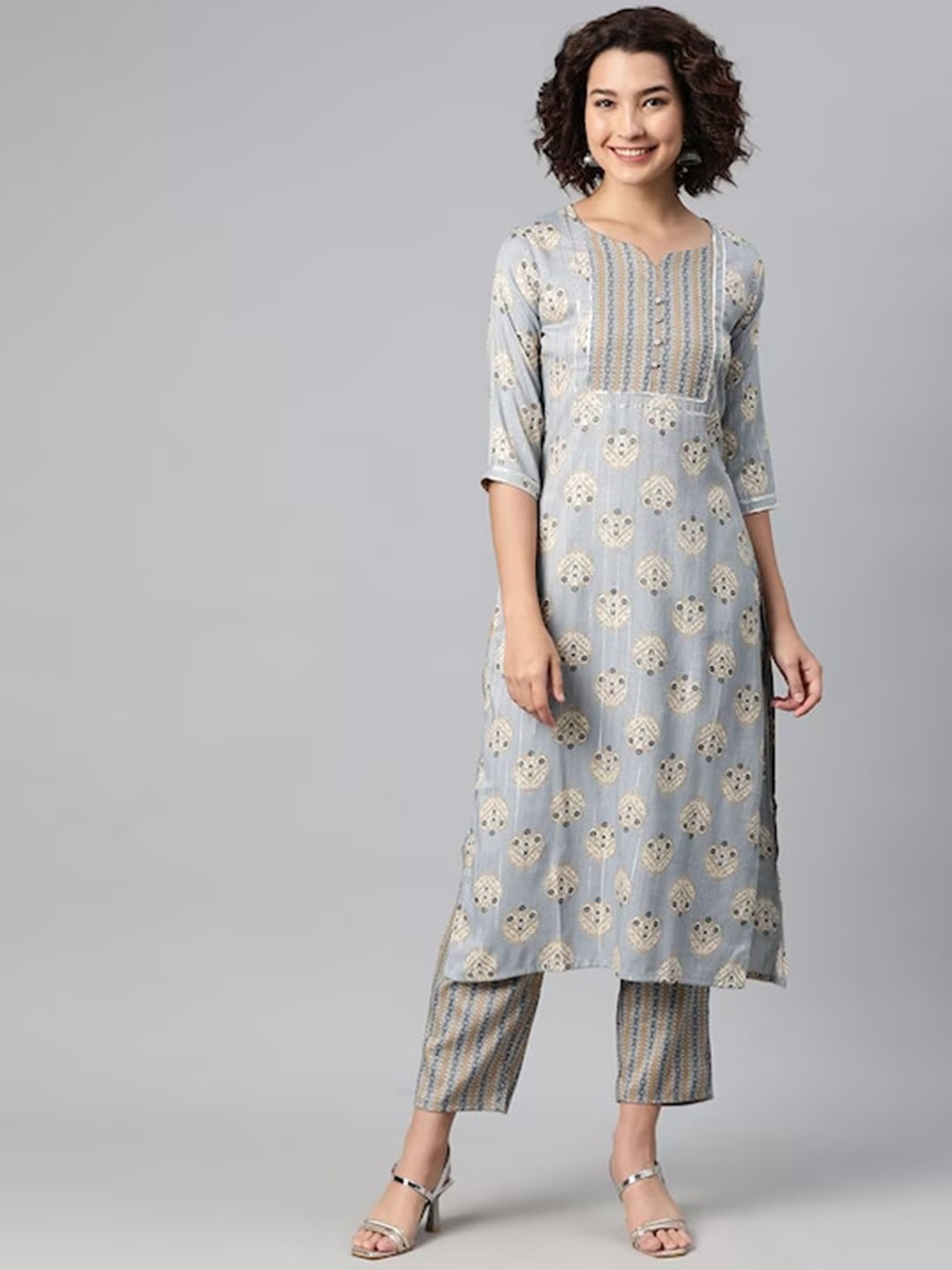 

KALINI Floral Printed Regular Kurta With Trousers, Grey