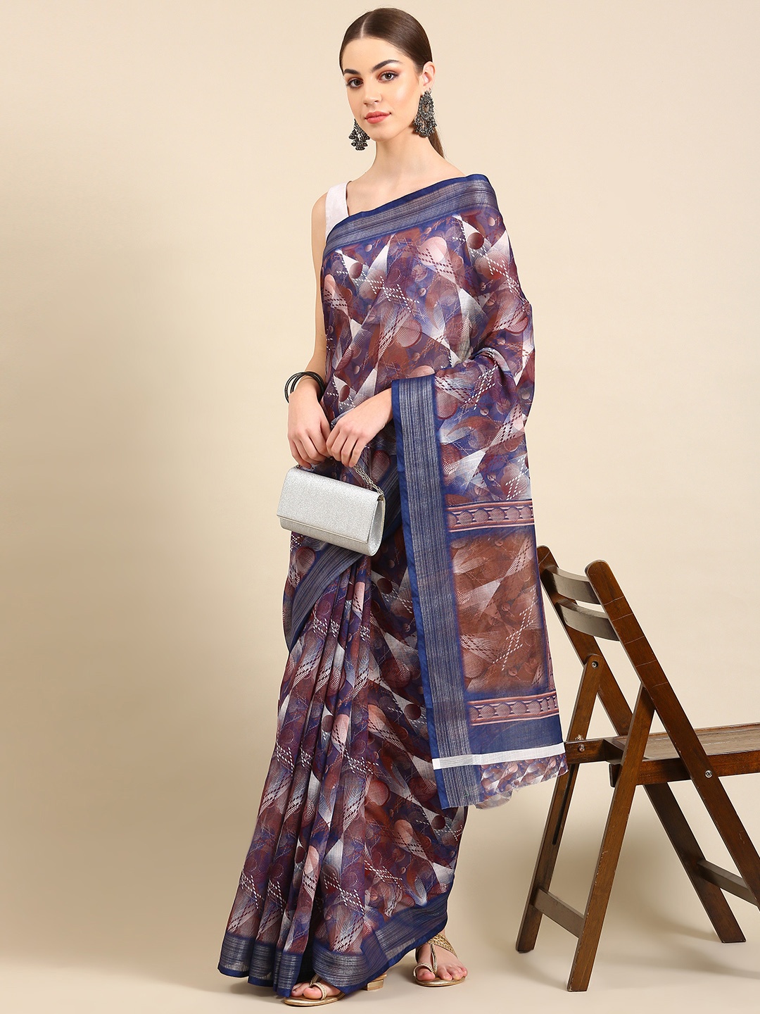 

Kalyan Silks Abstract Printed Saree, Violet