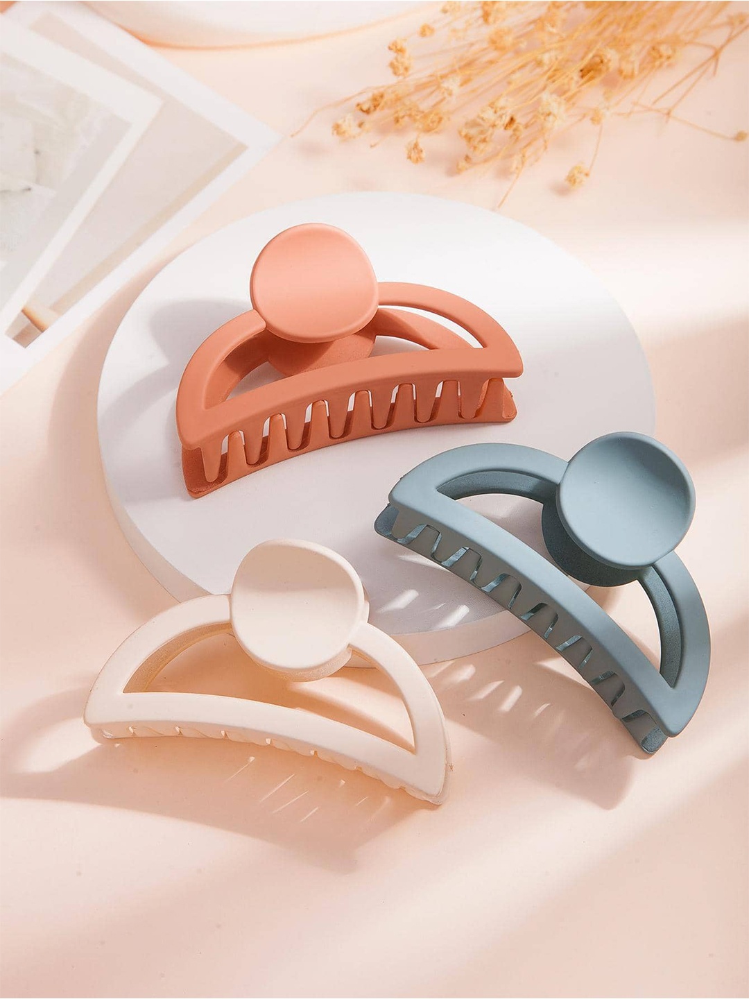

Krelin Set of 3 Half Moon Style Matte Claw Clips, Orange