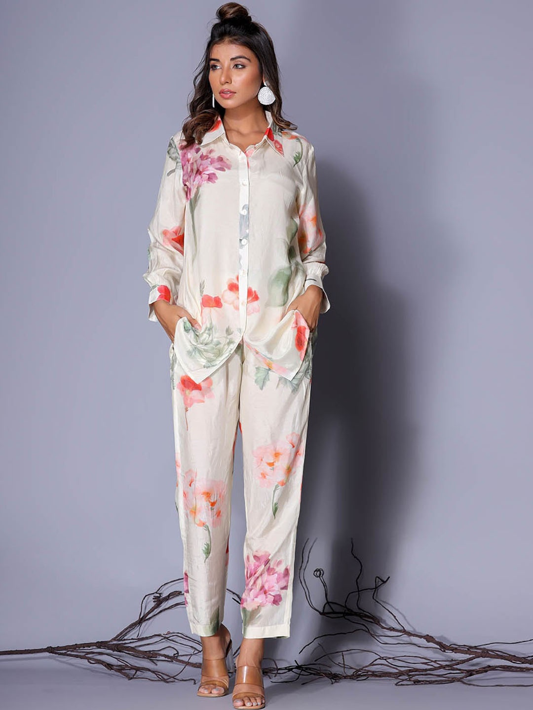 

Meena Bazaar Floral Printed Regular Shirt With Trousers, White