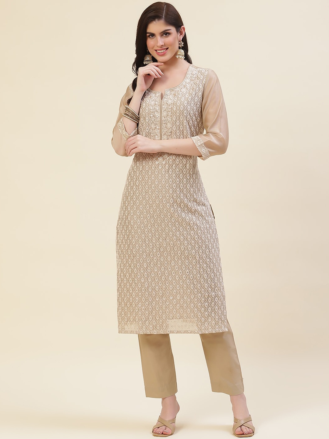 

Meena Bazaar Floral Embroidered Thread Work Straight Kurta With Trousers, Beige
