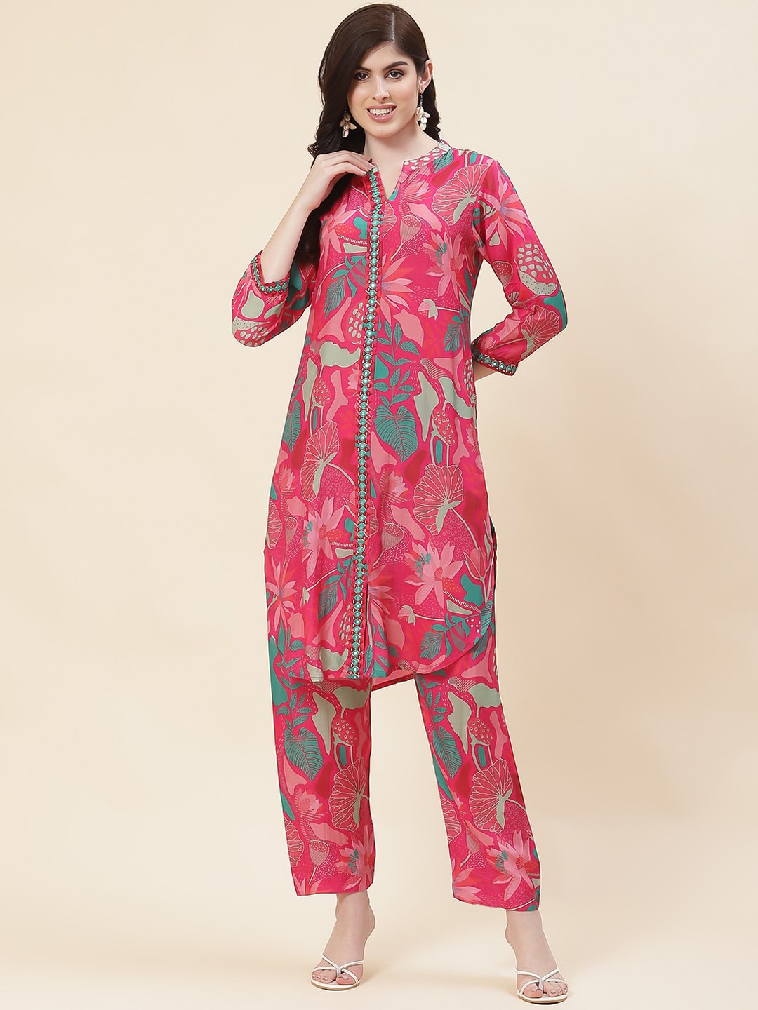 

Meena Bazaar Floral Printed Mandarin Collar Mirror Work Curved Kurta with Trousers, Pink