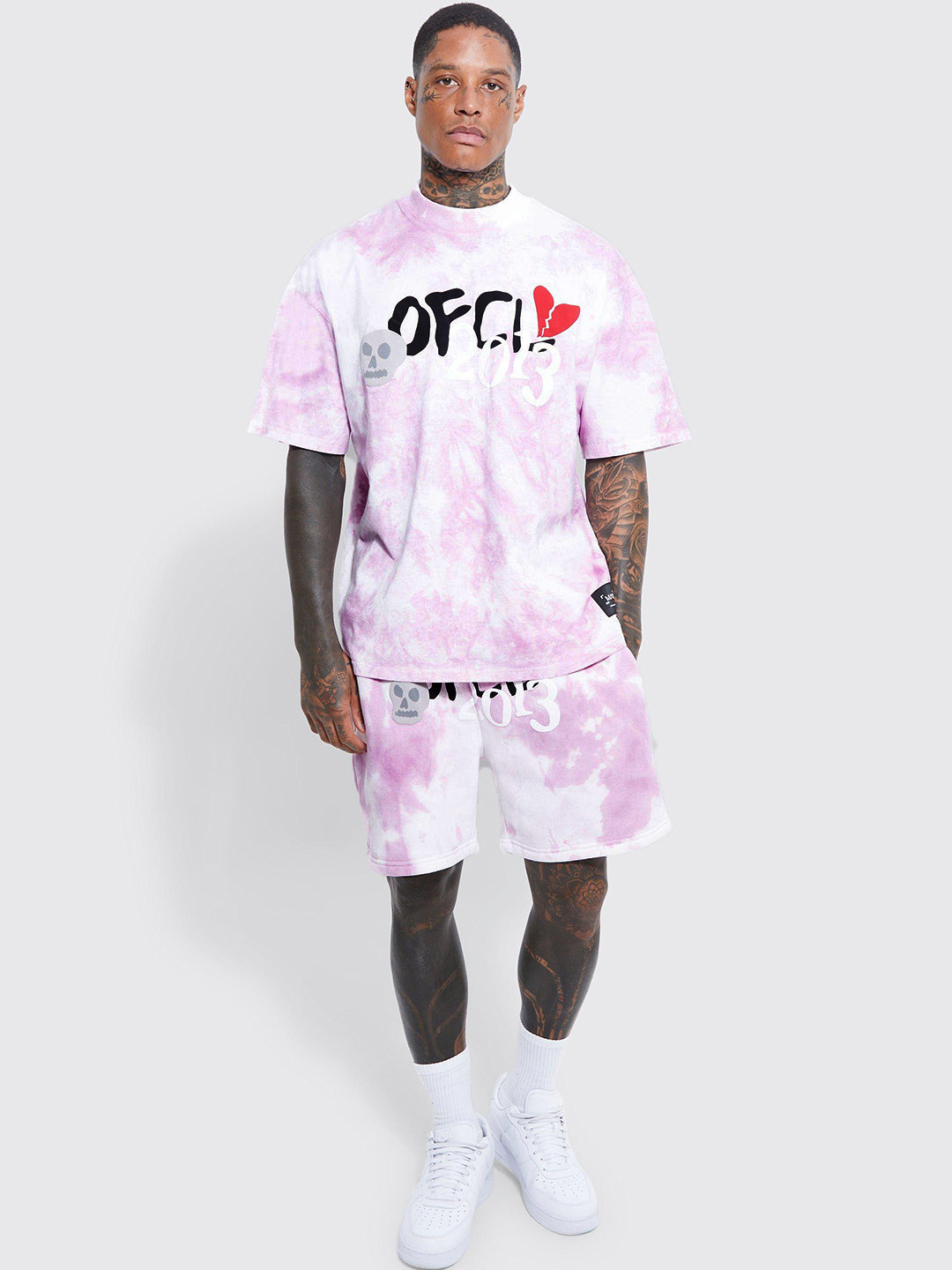 

boohooMAN Tie-Dyed Drop-Shoulder Sleeves Typography Print Pure Cotton Oversized T-shirt, Pink