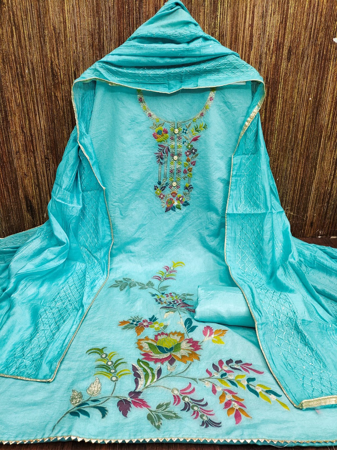 

ZEEPKART Floral Embroidered Unstitched Dress Material, Blue