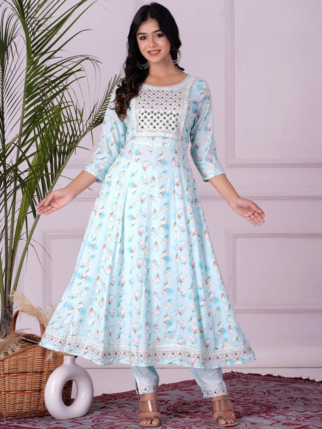 

UNISETS Floral Printed Anarkali Thread Work Kurta Set With Dupatta, Turquoise blue