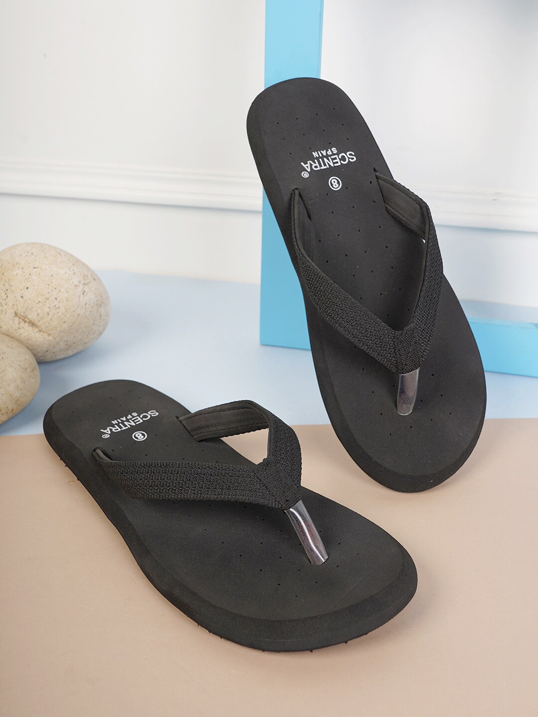 SCENTRA Men Perforated Thong Flip-Flops, Black