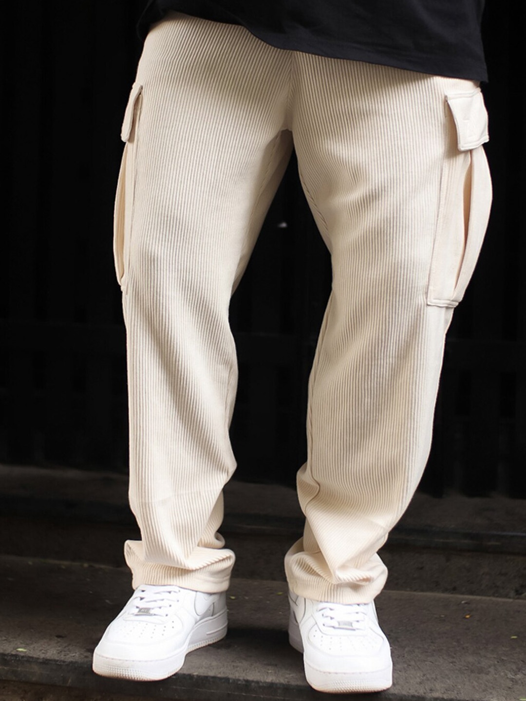 

Powerlook Men Side Pocket Baggy Fit Cotton Track Pant, Cream