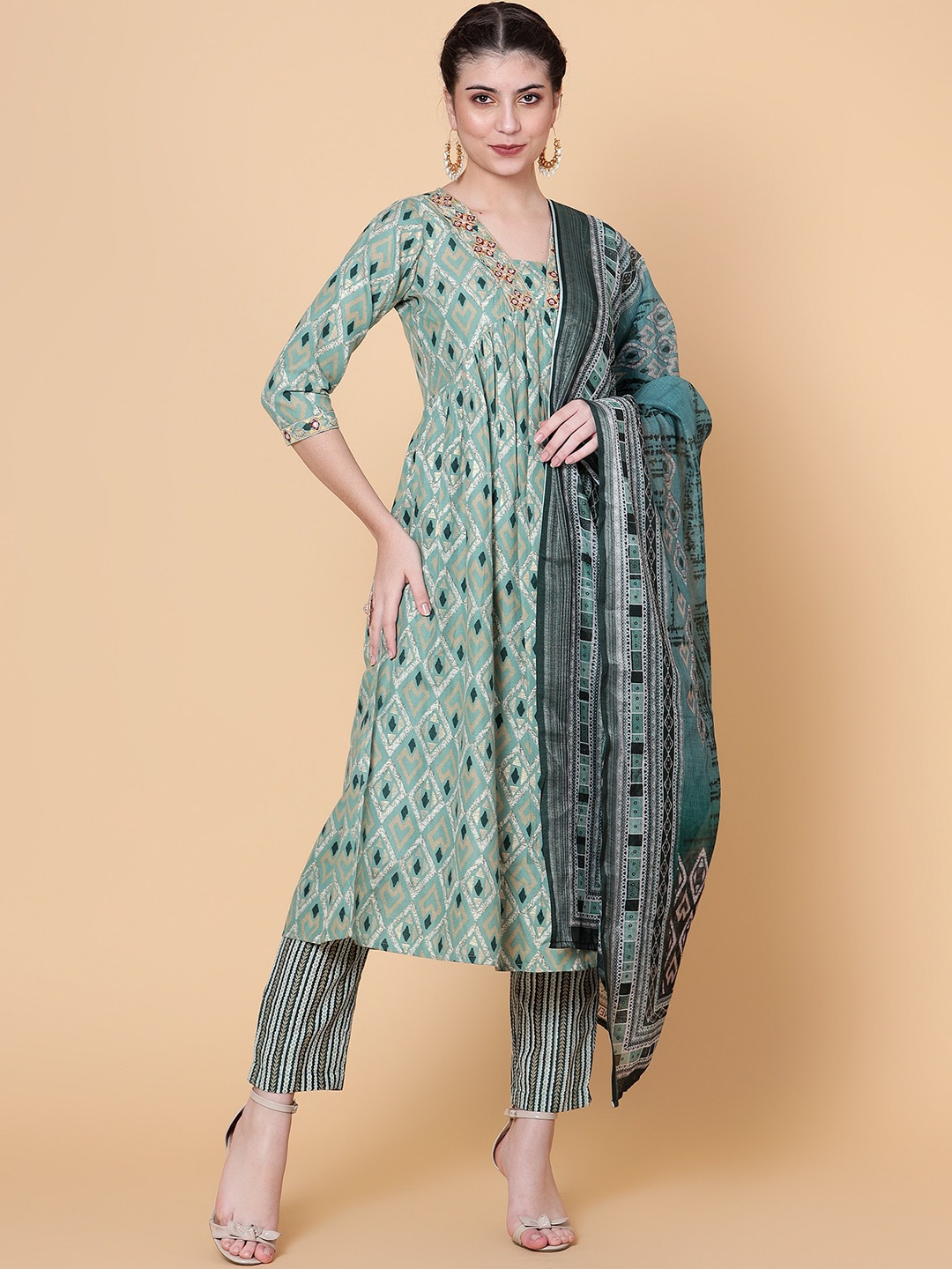 

Bani Women Geometric Printed Regular Thread Work Kurta With Trousers & Dupatta, Green