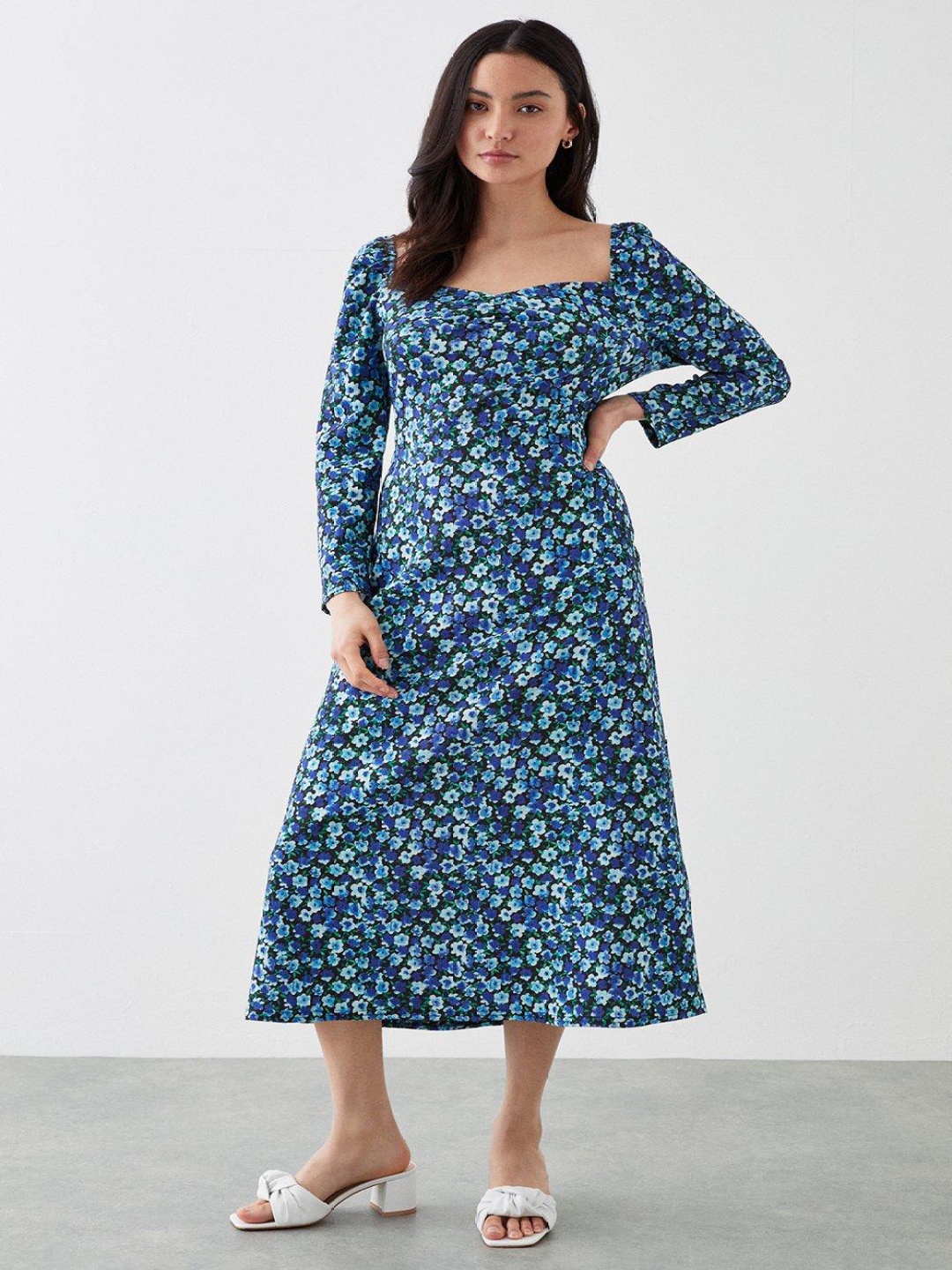 

DOROTHY PERKINS Petite Ditsy Floral Print A-Line Midi Dress, Black