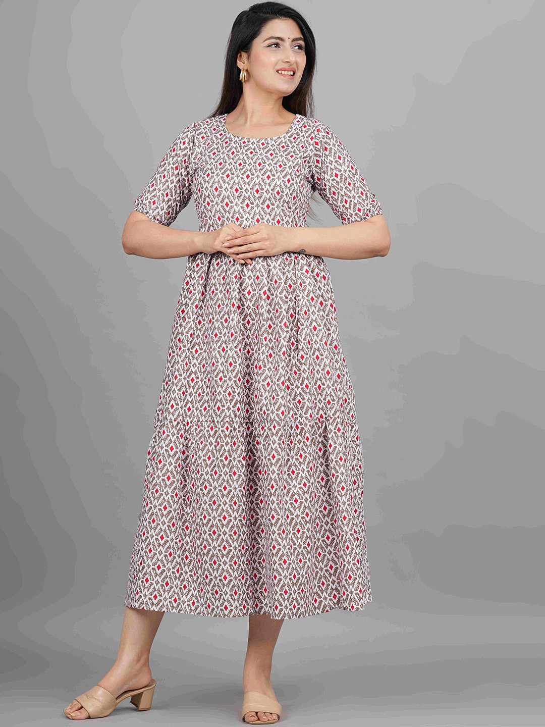 

UNIBLISS Women Beige Geometric Printed Flared Sleeves Anarkali Kurta