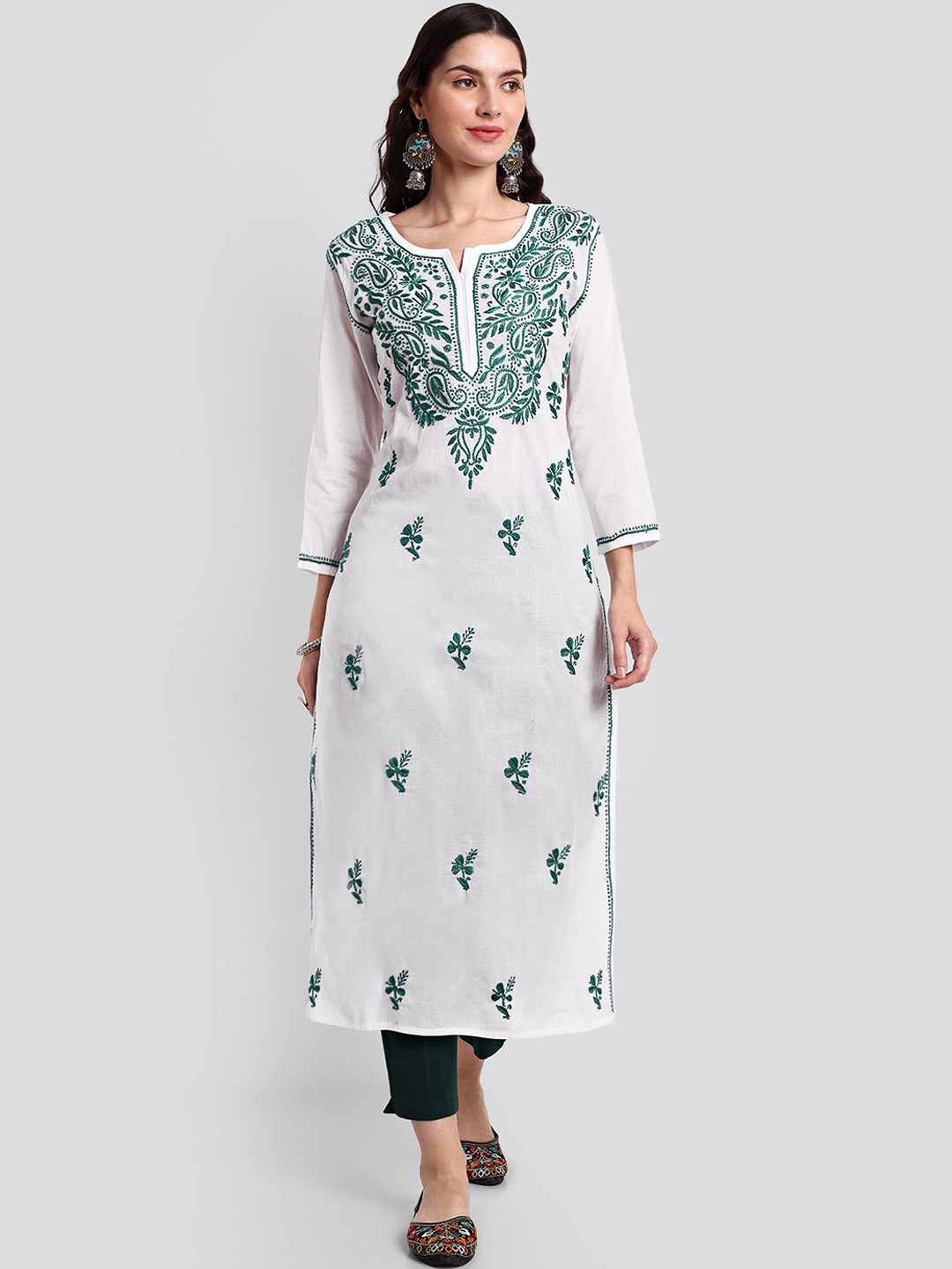 

Seva Chikan Ethnic Motifs Chikankari Embroidered Cotton Kurta, White