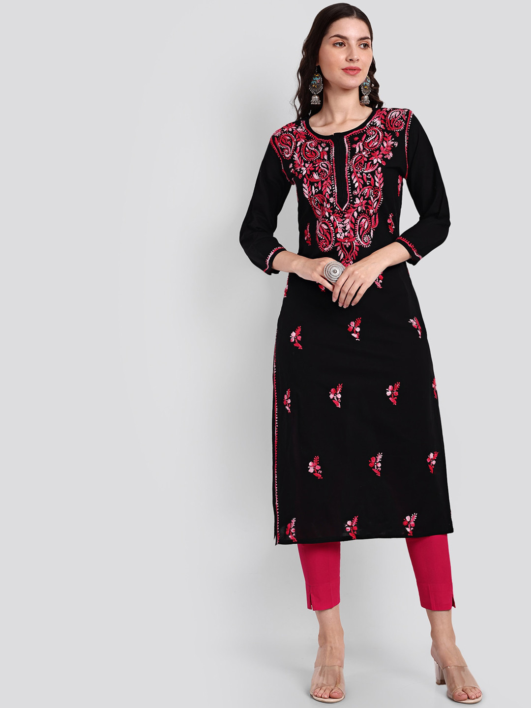 

Seva Chikan Ethnic Motifs Embroidered Chikankari Cotton Kurta, Black