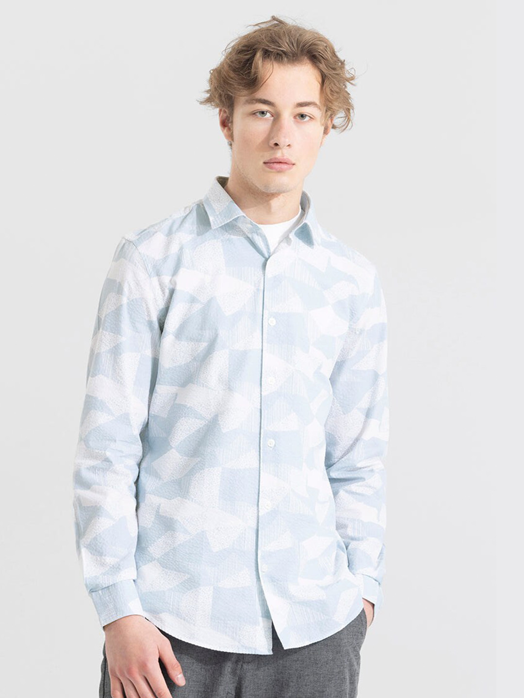 

Snitch Blue Abstract Printed Pure Cotton Casual Shirt