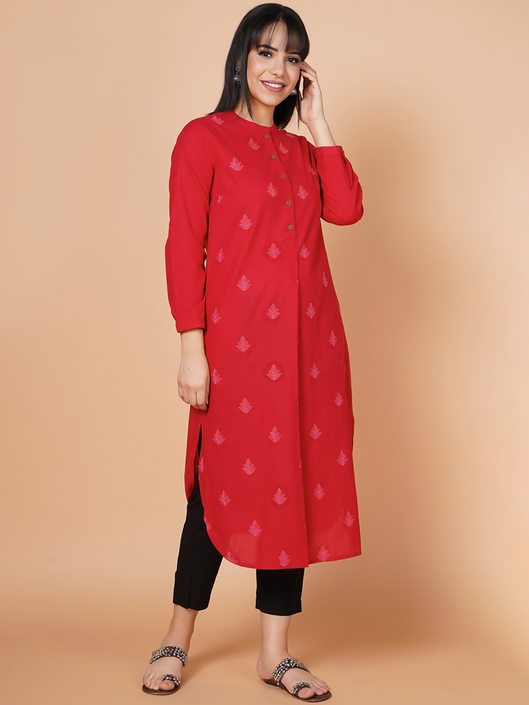 

BARARA ETHNIC Ethnic Motifs Printed Band Collar Pure Cotton Kurta, Red