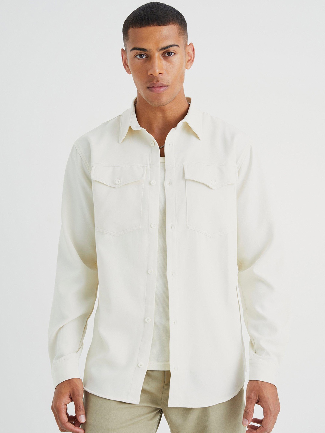 

boohooMAN Smart Utility Stretch Overshirt, Off white
