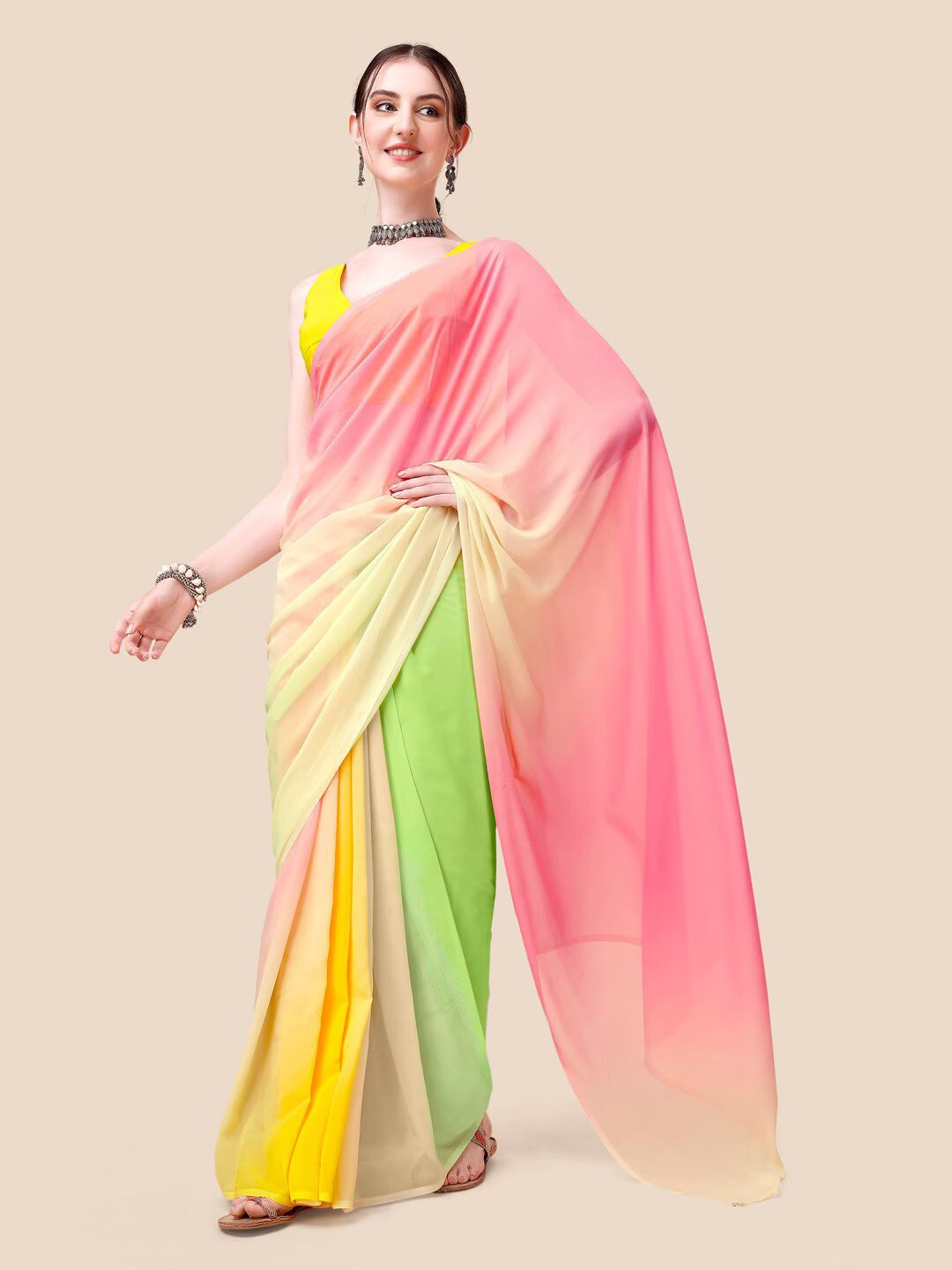 

VILLAGIUS Colourblocked Pure Georgette Saree, Peach