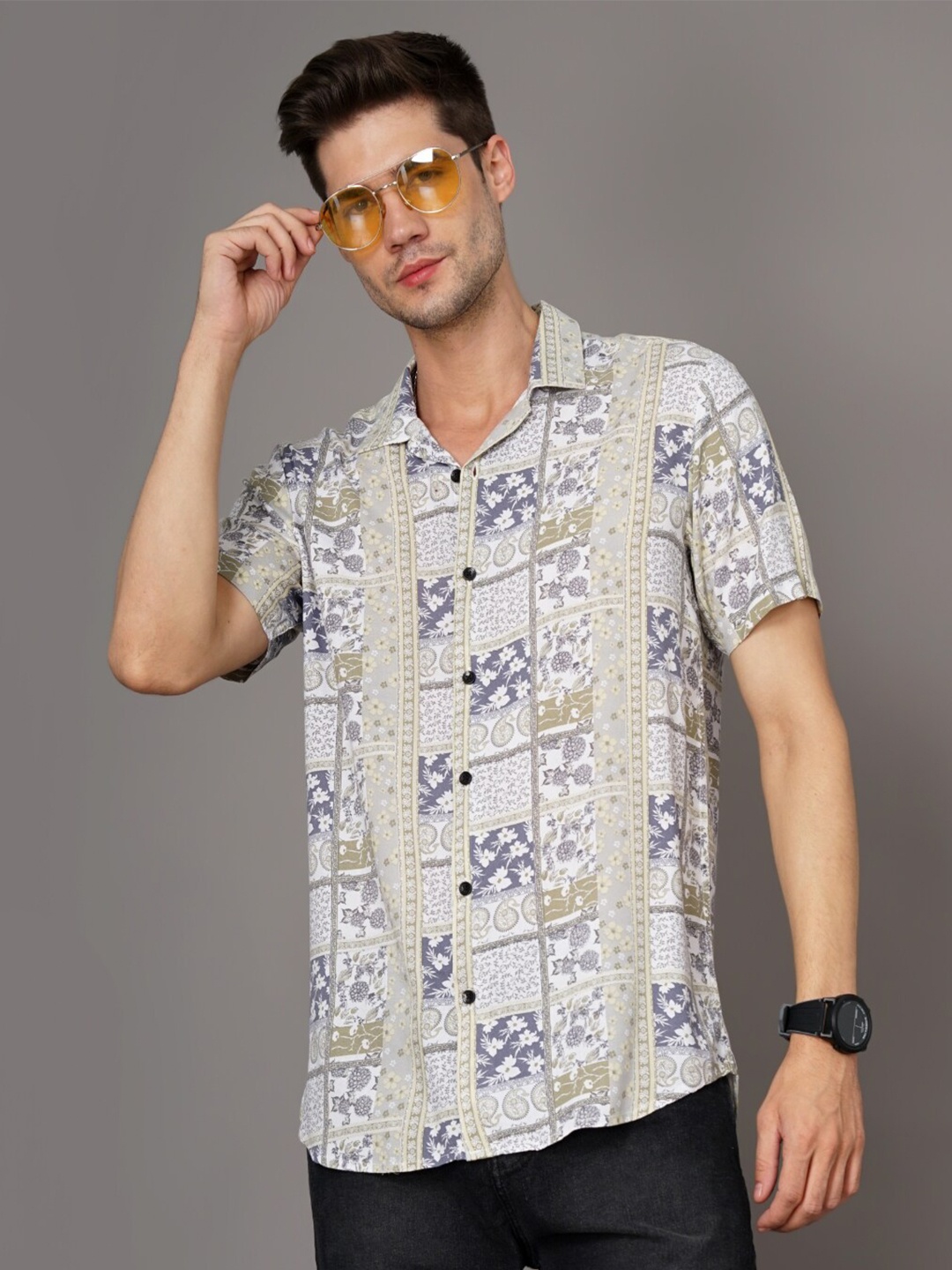 

PAUL STREET Standard Regular Fit Floral Printed Spread Collar Casual Shirt, Yellow