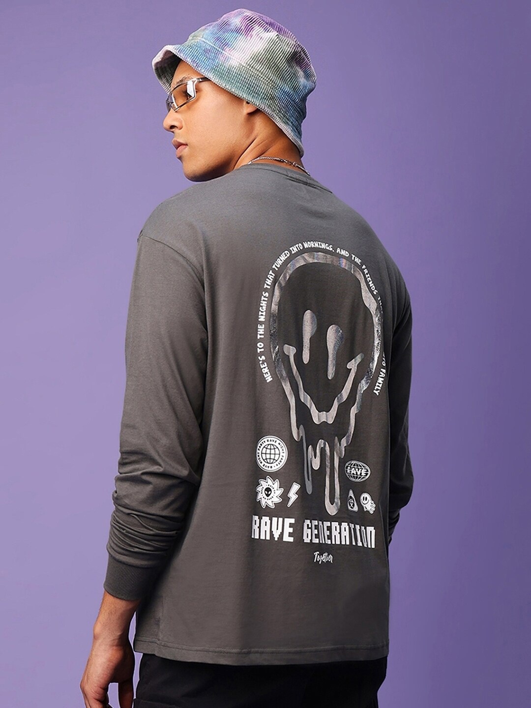 

Bewakoof Grey & White Printed Pure Cotton Oversized T-shirt