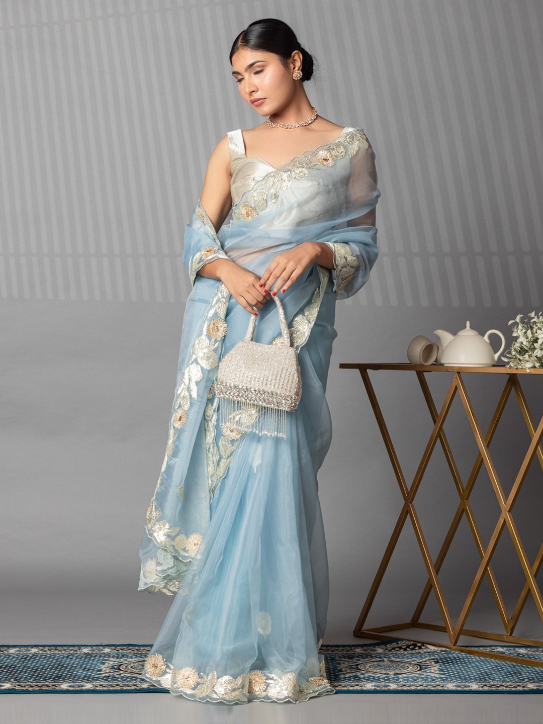 

ZARI Foil Printed Embroidered Organza Saree With unstitched blouse piece, Blue