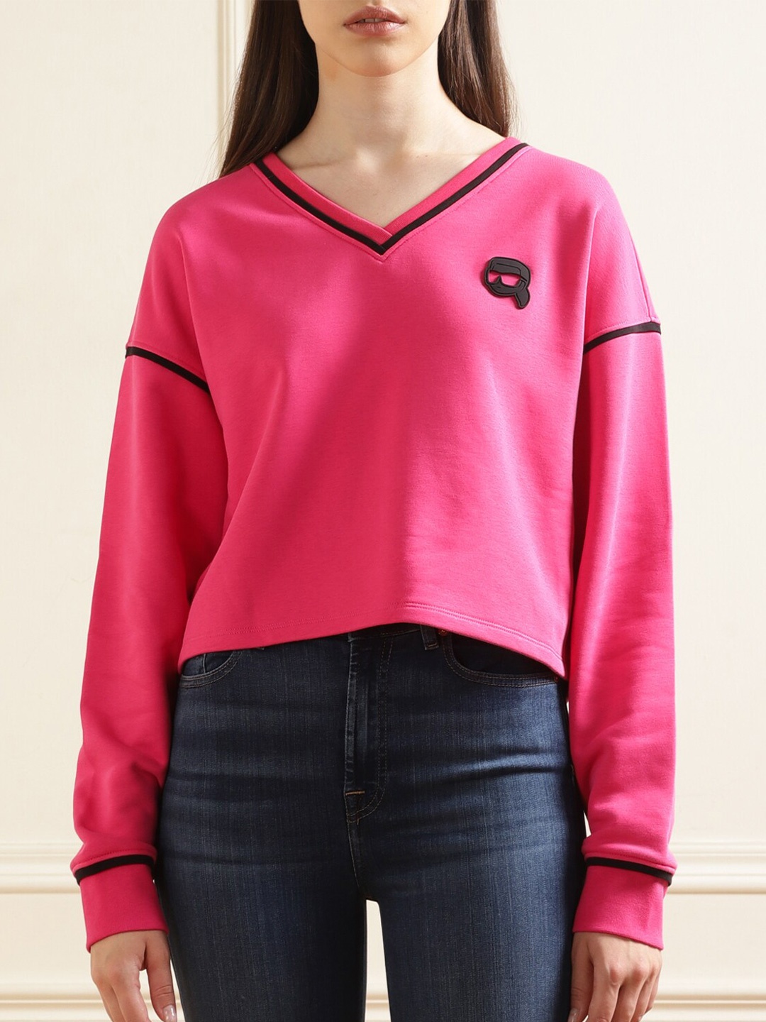 

Karl Lagerfeld Contrast Taping V-Neck Cropped Pullover Cotton Sweatshirt, Pink