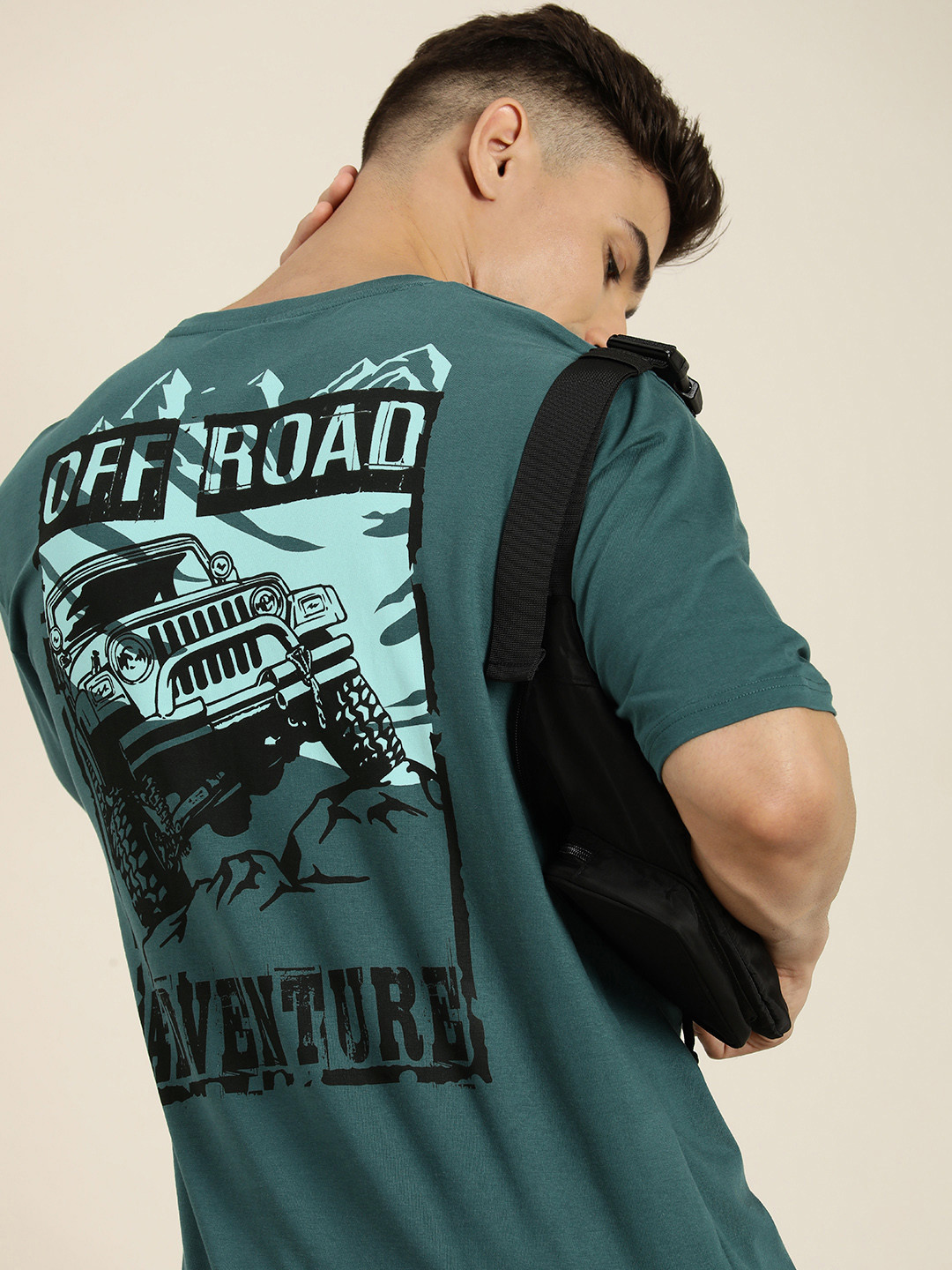 

Difference of Opinion Men Graphic Printed Oversized T-shirt, Green
