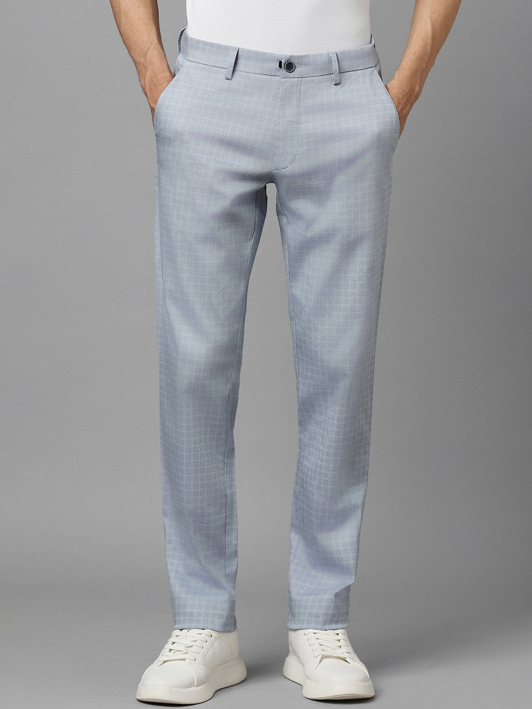 

Louis Philippe Sport Men Checked Slim Fit Cotton Trousers, Grey