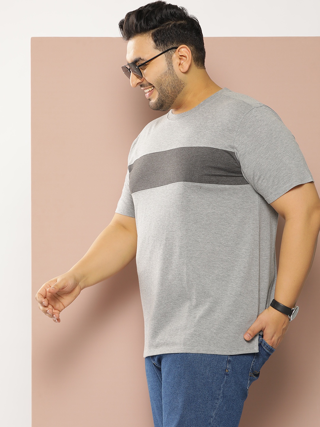 

Sztori Men Plus Size Colourblocked Regular Fit T-shirt, Grey