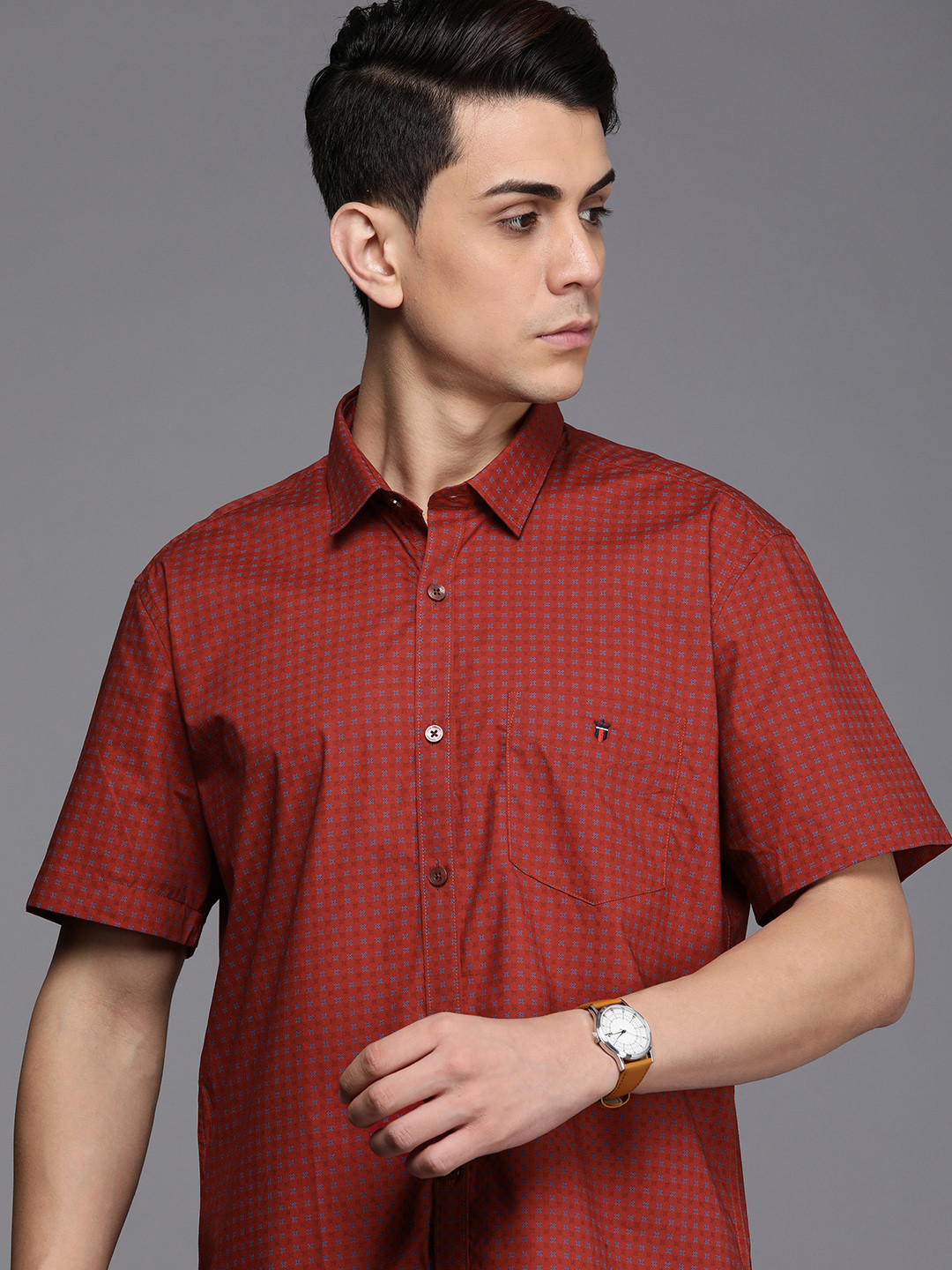 

Louis Philippe Sport Men Slim Fit Opaque Printed Pure Cotton Casual Shirt, Red