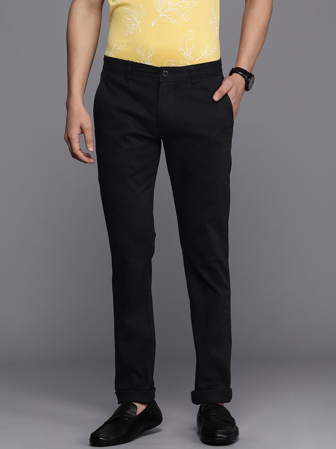

Louis Philippe Sport Men Solid Slim Fit Trousers, Black