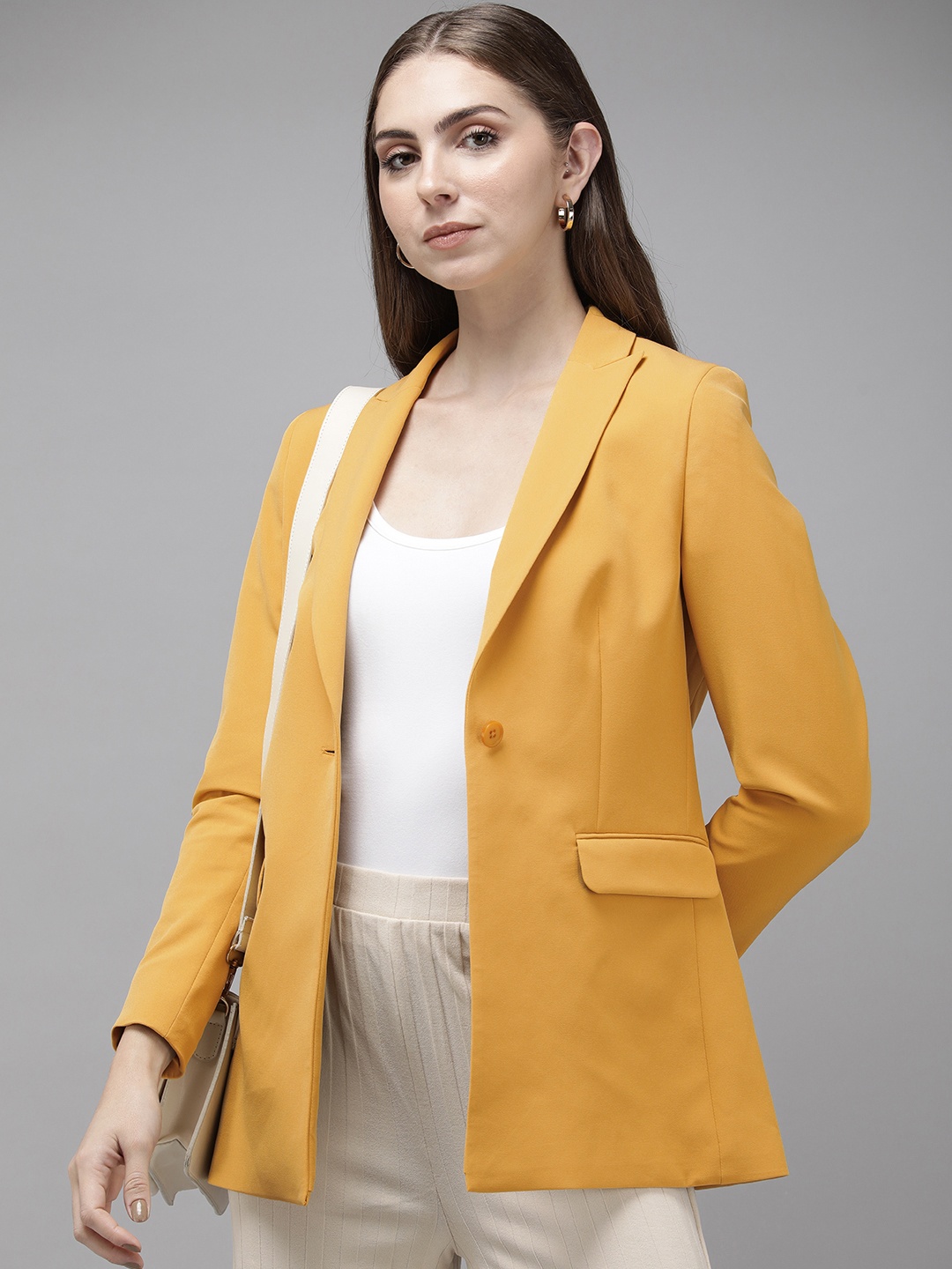 

Van Heusen Woman Solid Single Breasted Regular Fit Bazers, Yellow