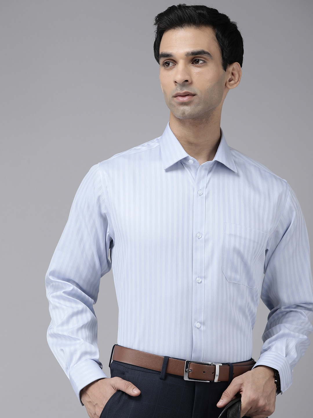 

Van Heusen Men Classic Striped Pure Cotton Formal Shirt, Blue