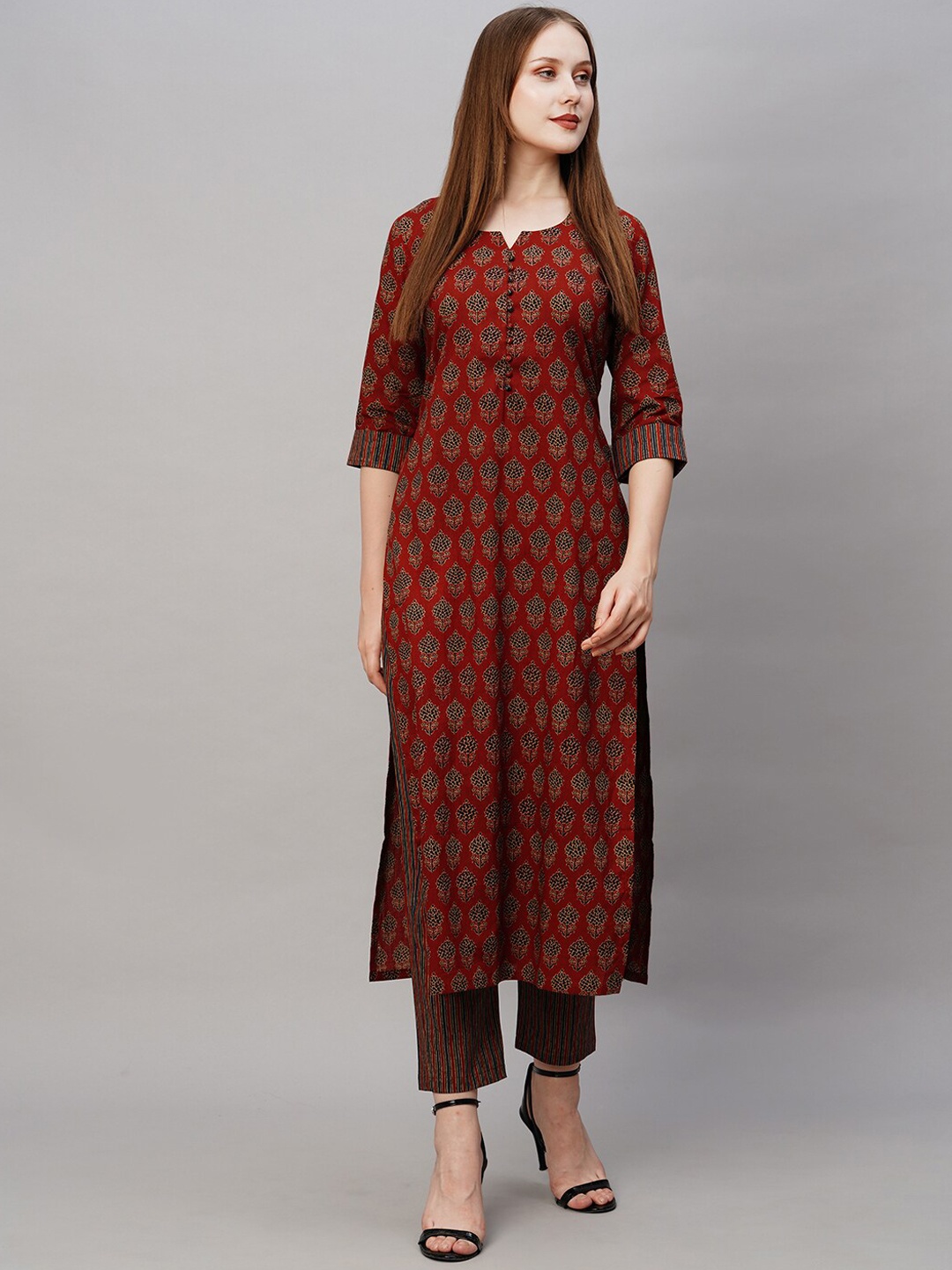 

KALINI Ethnic Motifs Printed Regular Straight Kurta With Trousers, Maroon