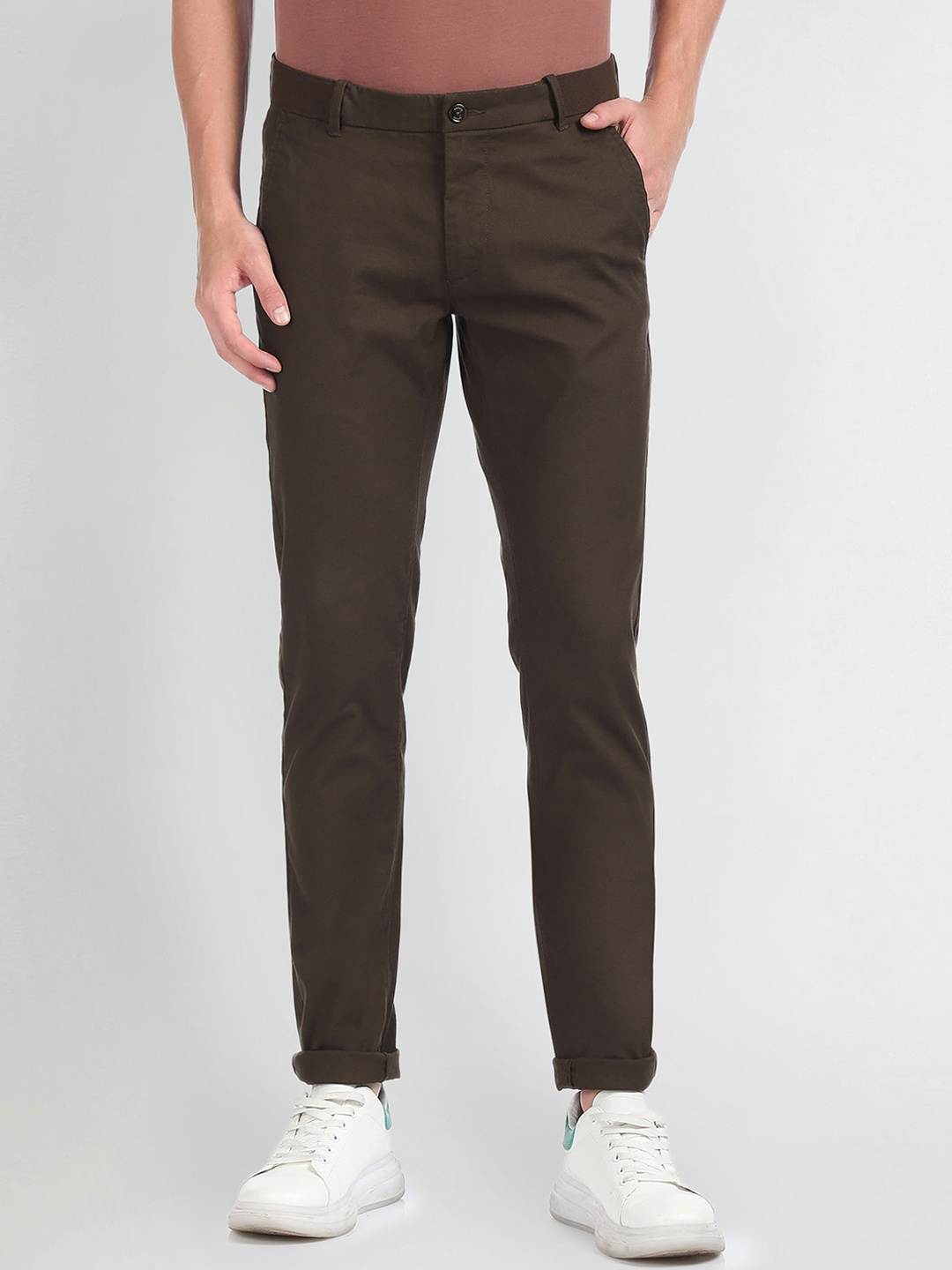 

Arrow Sport Men Slim Fit Low-Rise Chinos, Brown