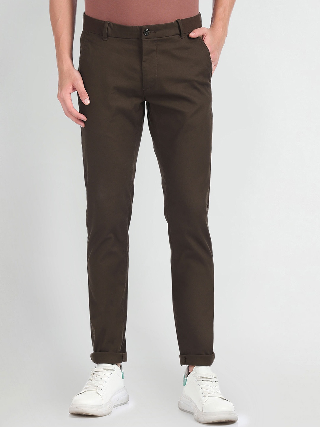 

Arrow Sport Men Slim Fit Low-Rise Chinos, Brown