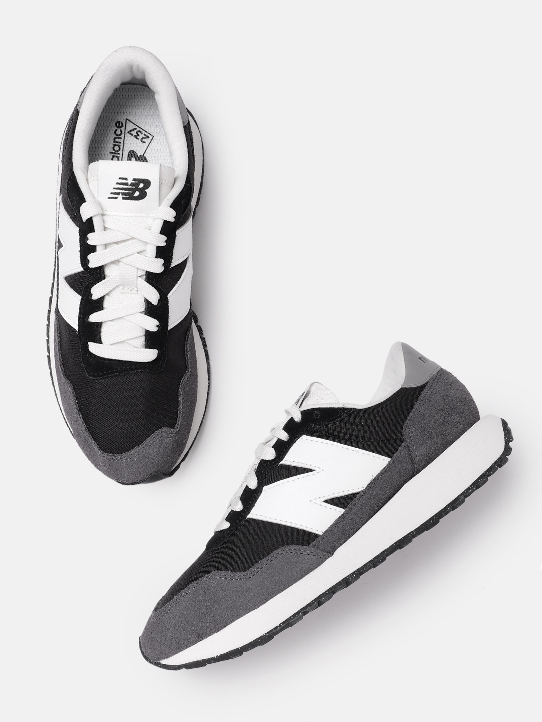 

New Balance Women Colourblocked Training or Gym Shoes, Grey