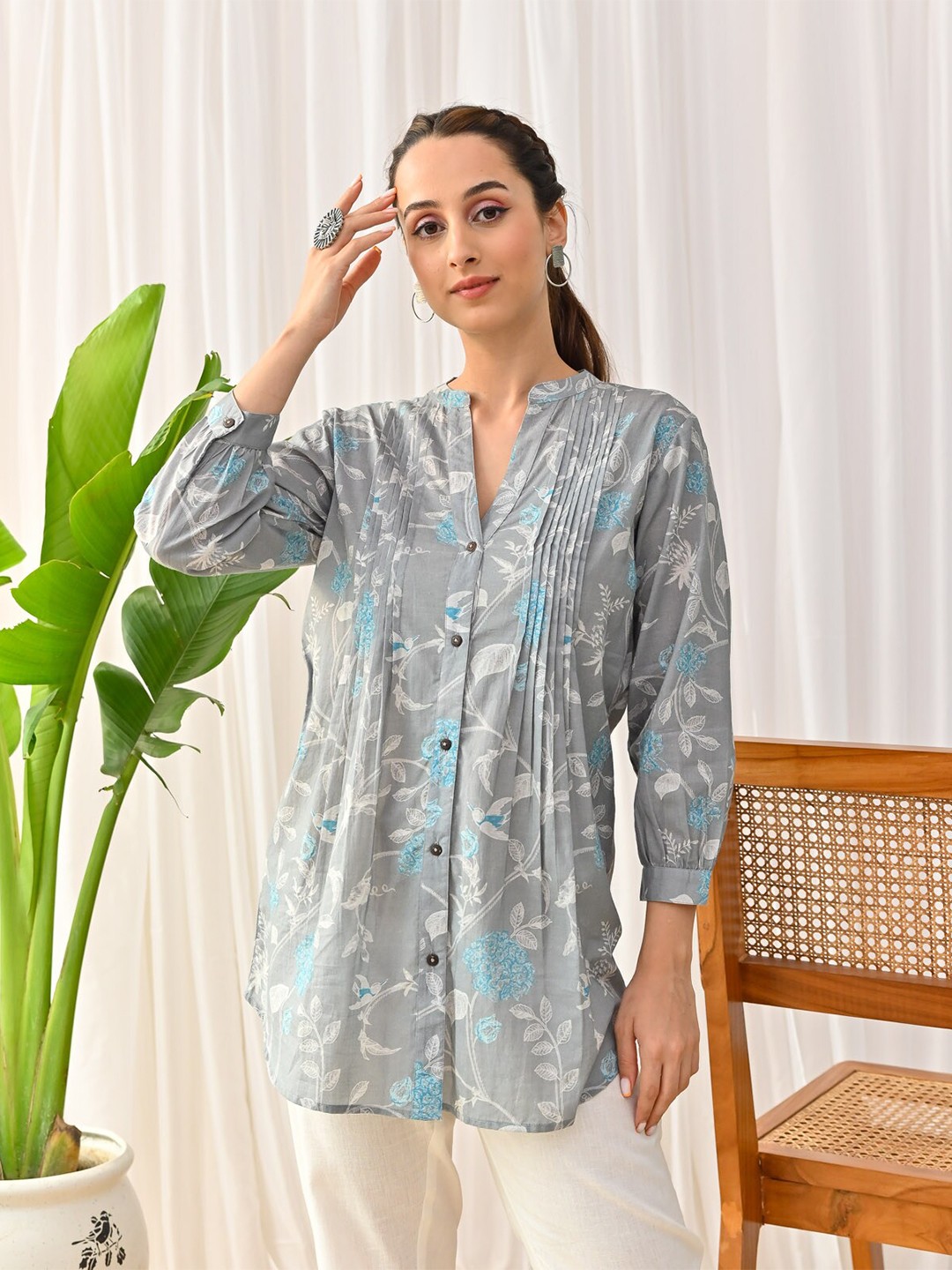 

Rustorange Floral Printed Cotton Mandarin Collar Tunic, Grey