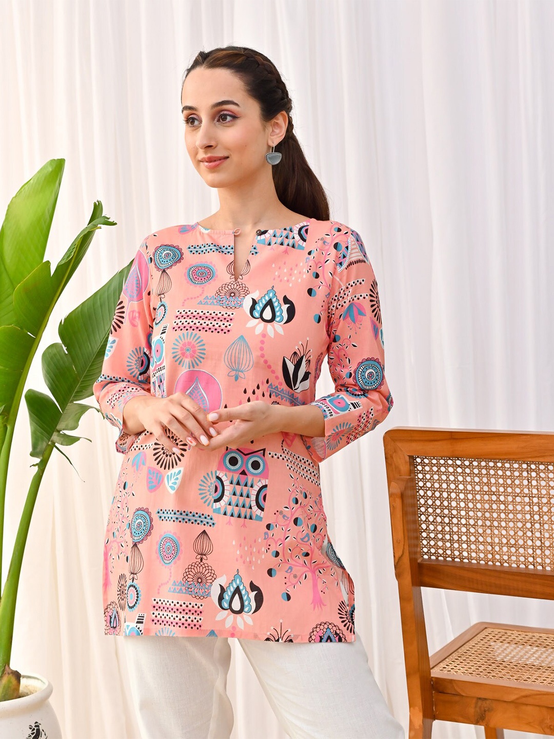 

Rustorange Graphic Printed Cotton Mandarin Collar Tunic, Peach