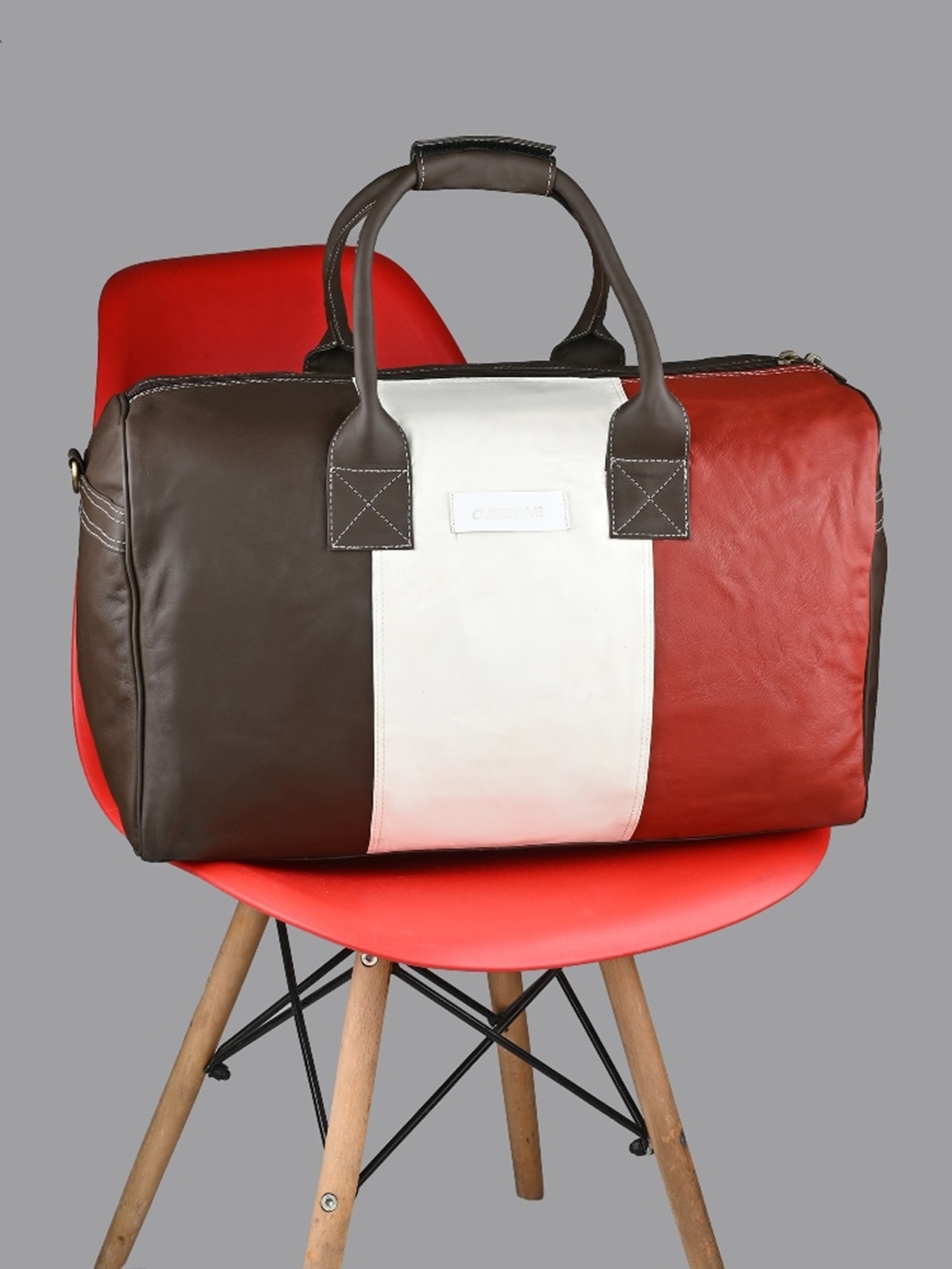 

Overdrive Colourblocked Leather Duffel Bag, Brown