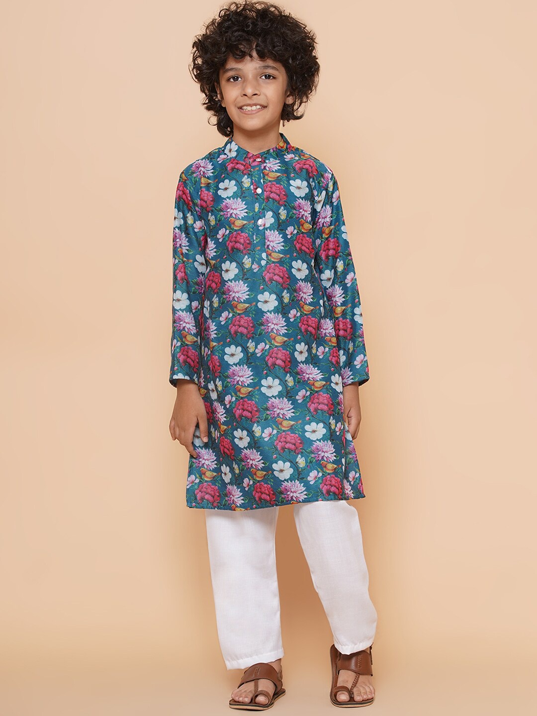 

Bittu By Bhama Boys Floral Printed Straight Kurta with Pyjamas, Blue