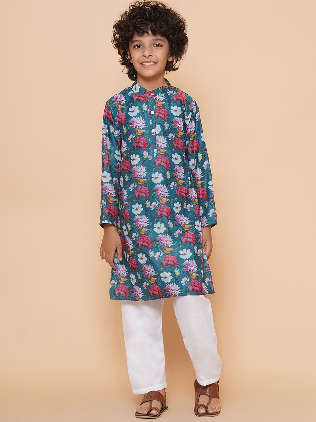 

Bittu By Bhama Boys Floral Printed Straight Kurta with Pyjamas, Blue