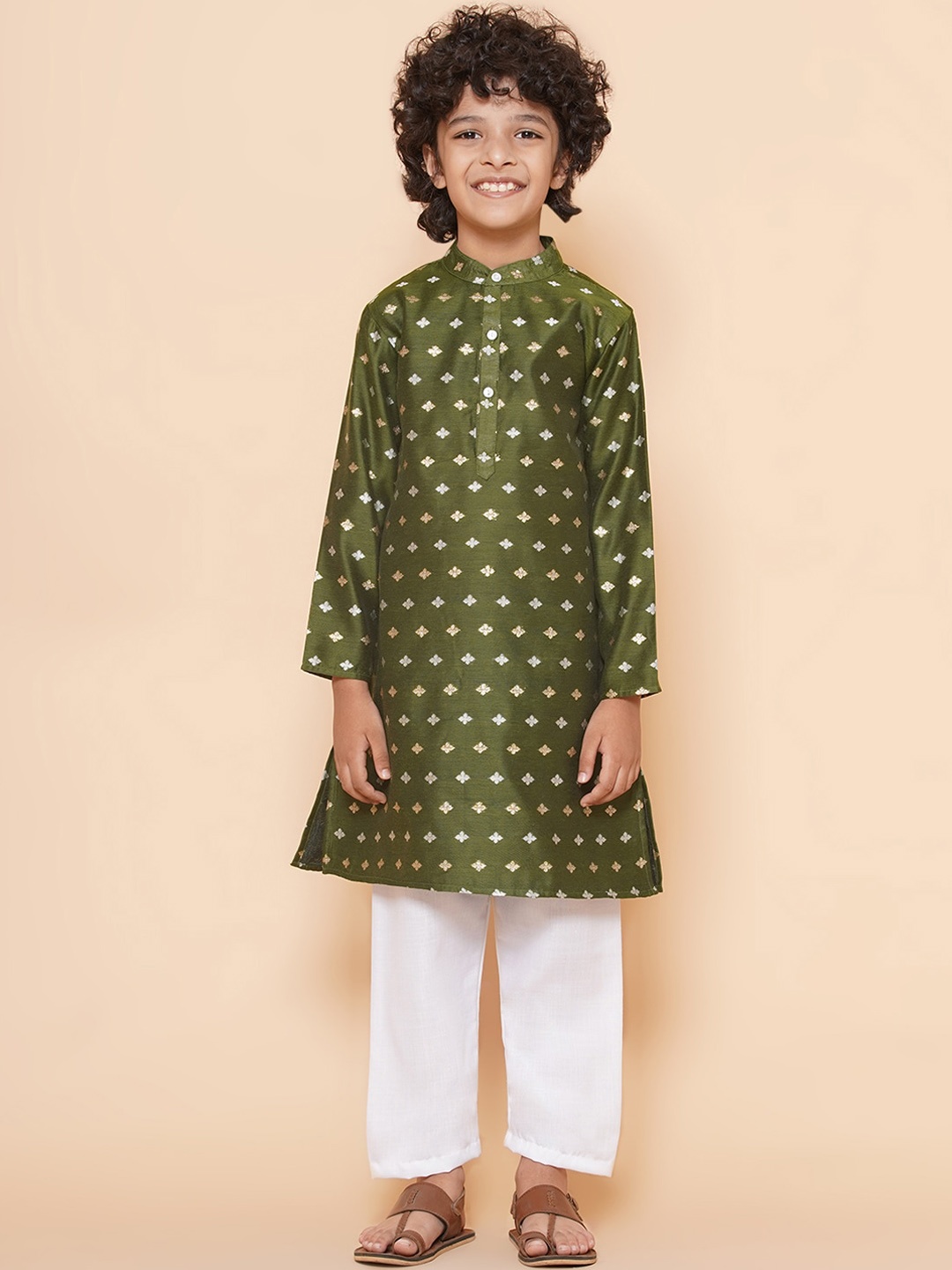 

Bittu By Bhama Boys Ethnic Motifs Woven Design Regular Kurta with Pyjamas, Green