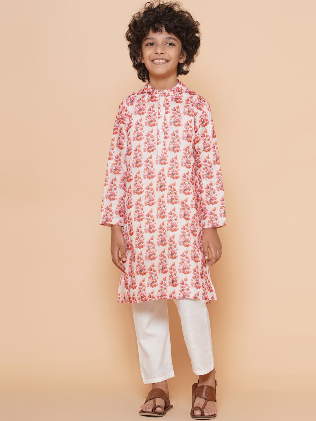 

Bittu By Bhama Boys Floral Printed Kurta With Pyjamas, White